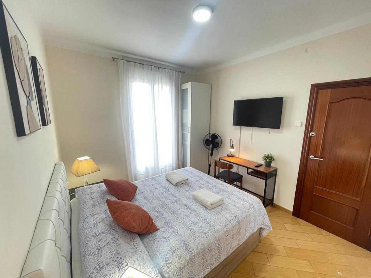 Alojamiento Nuevo Valenci Barcelona Bagian luar foto