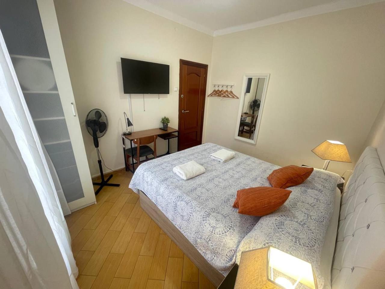 Alojamiento Nuevo Valenci Barcelona Bagian luar foto