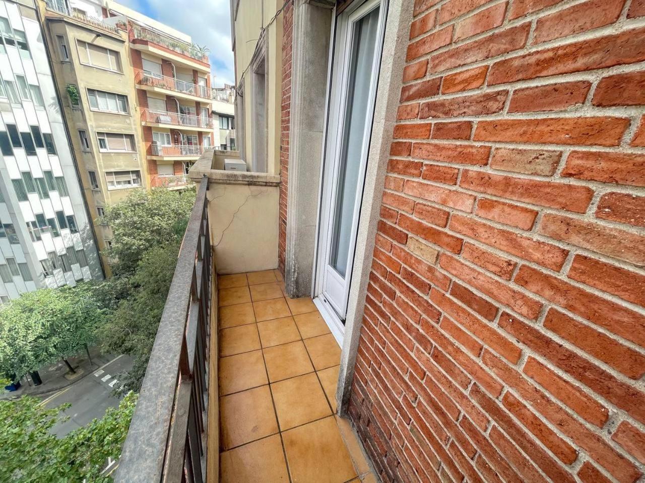 Alojamiento Nuevo Valenci Barcelona Bagian luar foto
