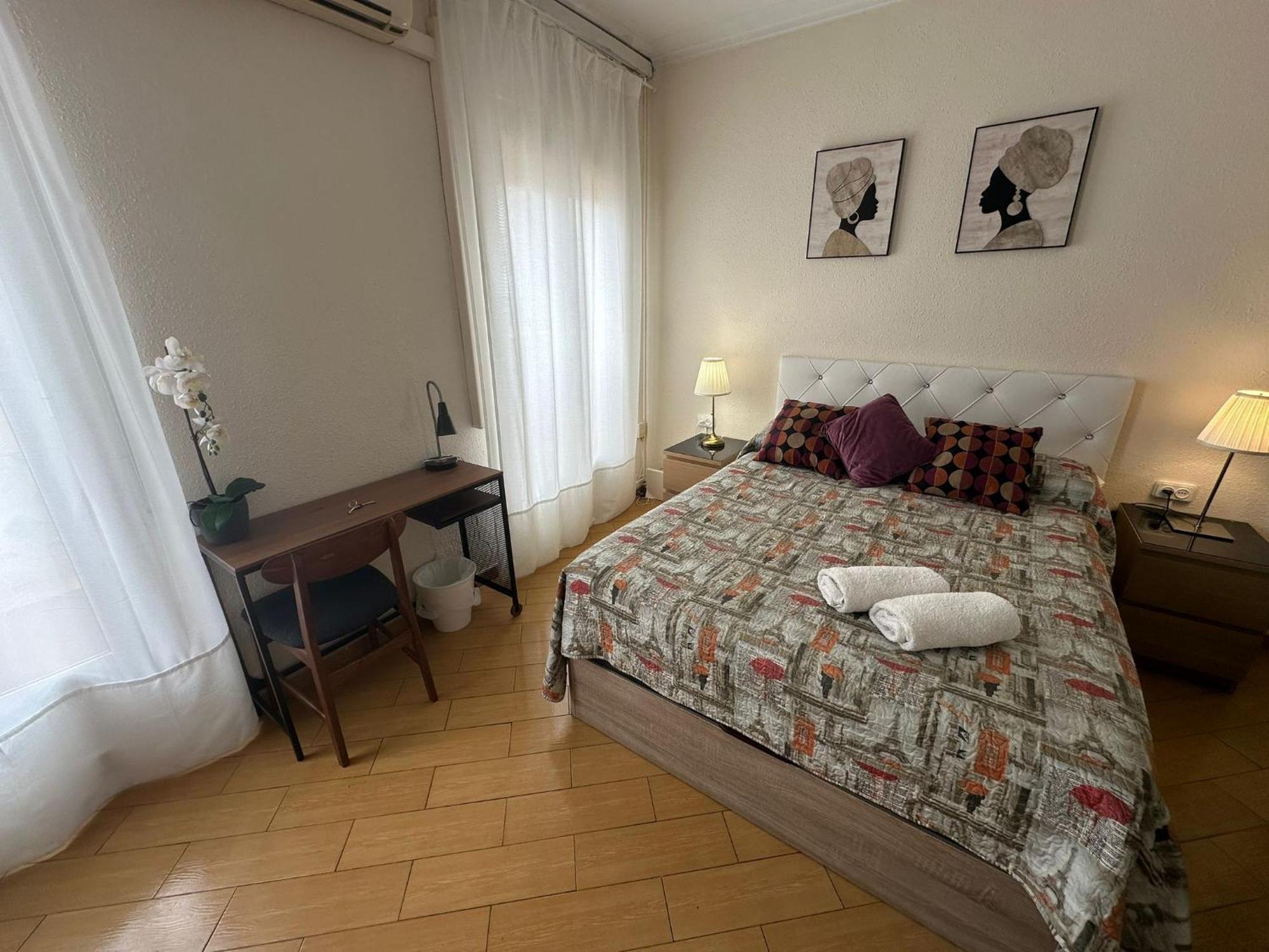 Alojamiento Nuevo Valenci Barcelona Bagian luar foto