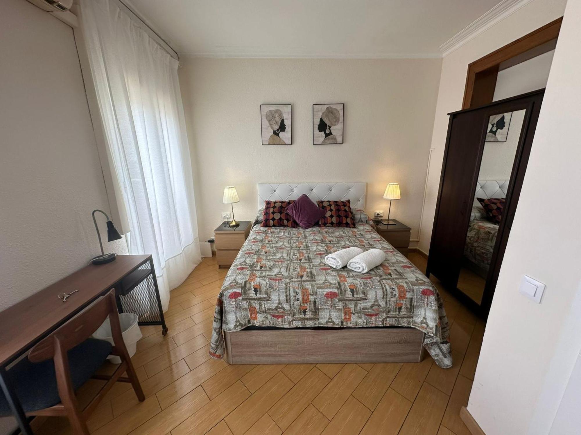 Alojamiento Nuevo Valenci Barcelona Bagian luar foto